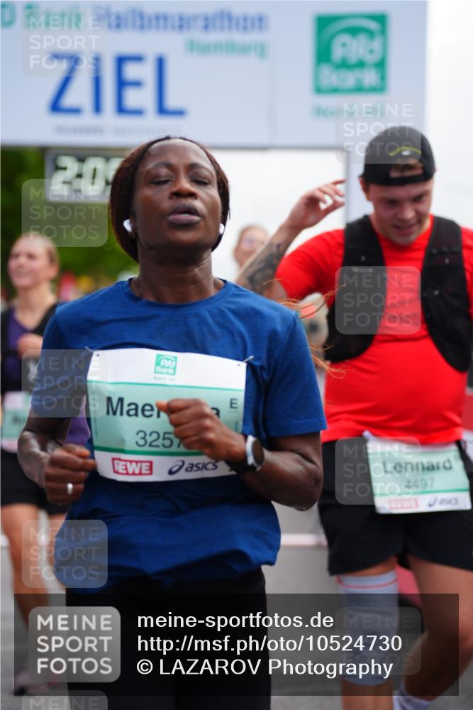 20.09.2026 - PSD Bank Halbmarathon LAZAROV Photography http://msf.ph/oto/10524730 20.09.2026 12:05:19 Ziel 1546, 2825, 2837, 3257, 3627, 3773, 4273, 4497, 4615 meine-sportfotos.de