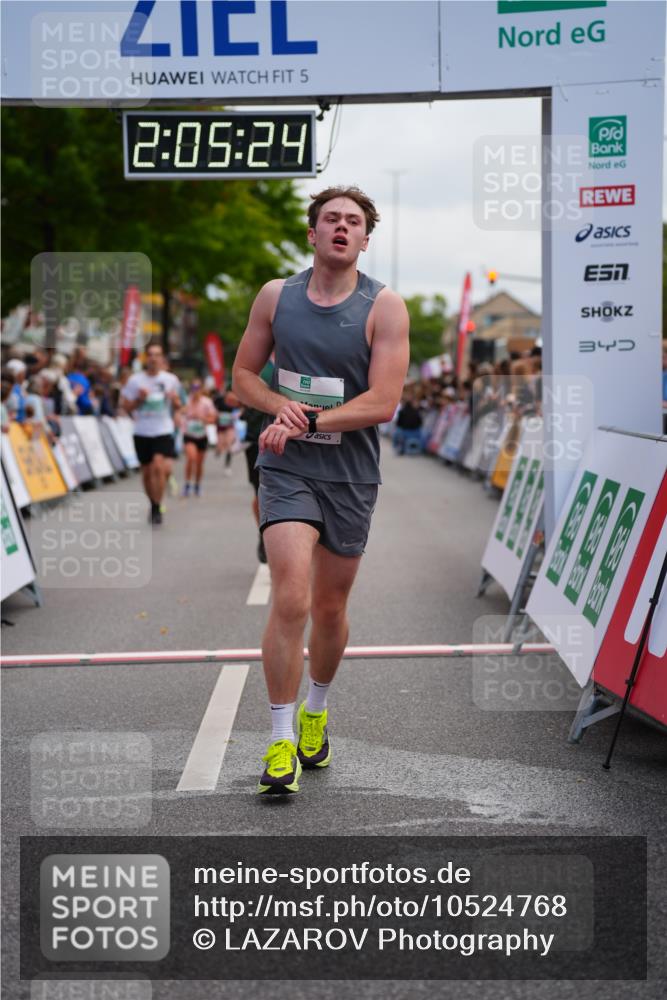 20.09.2026 - PSD Bank Halbmarathon LAZAROV Photography http://msf.ph/oto/10524768 20.09.2026 12:05:23 Ziel 1546, 2841, 3257, 3627, 3773, 4042, 4273, 4497, 4615 meine-sportfotos.de
