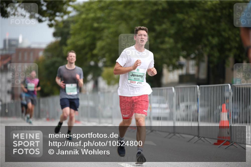 20.09.2026 - PSD Bank Halbmarathon Jannik Wohlers http://msf.ph/oto/10524800 20.09.2026 11:54:47 Laufen 4039 meine-sportfotos.de