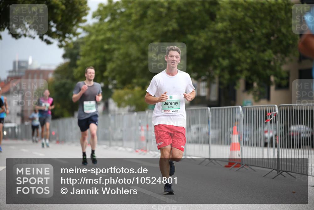 20.09.2026 - PSD Bank Halbmarathon Jannik Wohlers http://msf.ph/oto/10524801 20.09.2026 11:54:48 Laufen 4039 meine-sportfotos.de