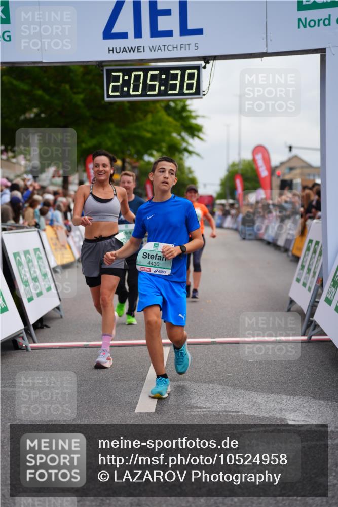 20.09.2026 - PSD Bank Halbmarathon LAZAROV Photography http://msf.ph/oto/10524958 20.09.2026 12:05:37 Ziel 1779, 1989, 1990, 2396, 3173, 3286, 3389, 4073, 4139, 4430, 4564 meine-sportfotos.de