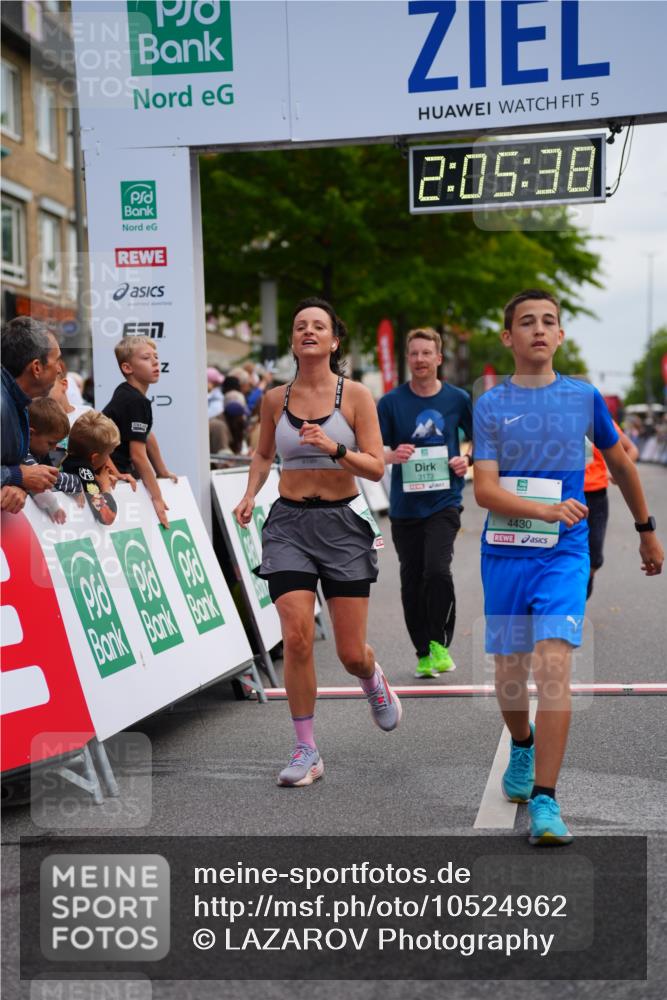 20.09.2026 - PSD Bank Halbmarathon LAZAROV Photography http://msf.ph/oto/10524962 20.09.2026 12:05:38 Ziel 1779, 2396, 3173, 3286, 3389, 4073, 4139, 4430, 4564 meine-sportfotos.de