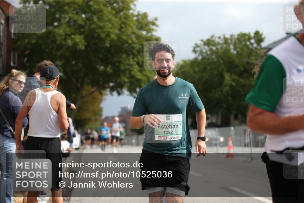 20.09.2026 - PSD Bank Halbmarathon Jannik Wohlers http://msf.ph/oto/10525036 20.09.2026 11:56:41 Laufen 1092 meine-sportfotos.de