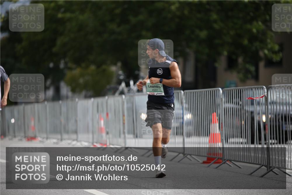 20.09.2026 - PSD Bank Halbmarathon Jannik Wohlers http://msf.ph/oto/10525042 20.09.2026 11:56:44 Laufen 4531 meine-sportfotos.de