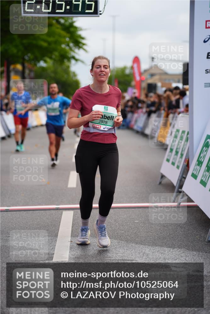 20.09.2026 - PSD Bank Halbmarathon LAZAROV Photography http://msf.ph/oto/10525064 20.09.2026 12:05:45 Ziel 1488, 1779, 2978, 3173, 3281, 3286, 4139, 4450 meine-sportfotos.de