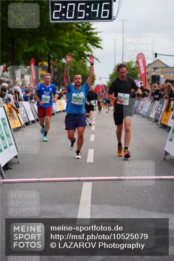 20.09.2026 - PSD Bank Halbmarathon LAZAROV Photography http://msf.ph/oto/10525079 20.09.2026 12:05:46 Ziel 1488, 1779, 2978, 3173, 3281, 3922, 4139, 4450 meine-sportfotos.de