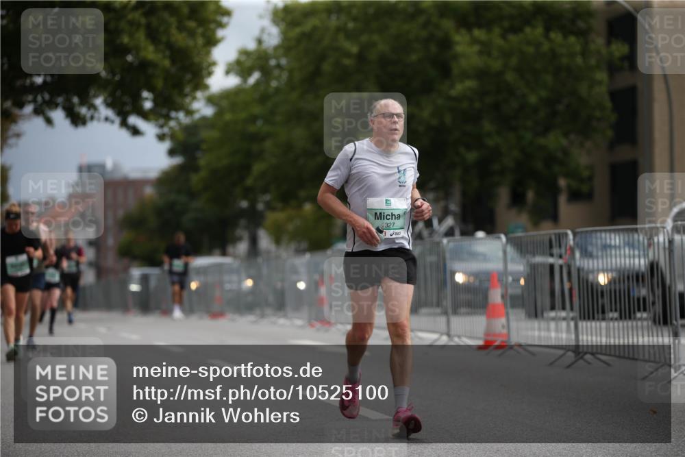 20.09.2026 - PSD Bank Halbmarathon Jannik Wohlers http://msf.ph/oto/10525100 20.09.2026 11:57:16 Laufen 327 meine-sportfotos.de