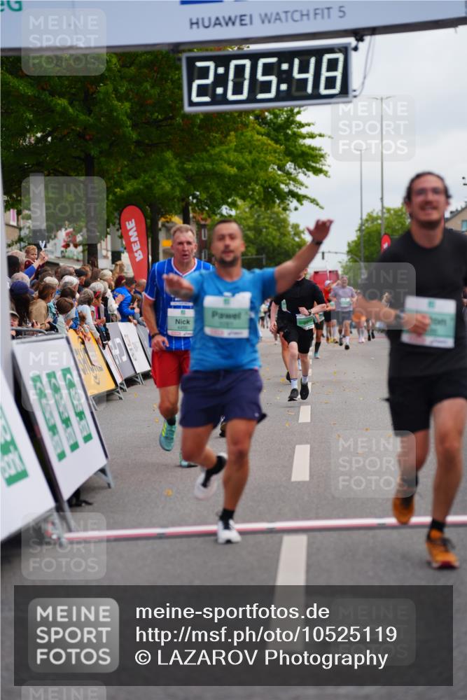 20.09.2026 - PSD Bank Halbmarathon LAZAROV Photography http://msf.ph/oto/10525119 20.09.2026 12:05:47 Ziel 1369, 1488, 1779, 2978, 3281, 3922, 4139, 4450, 4674 meine-sportfotos.de
