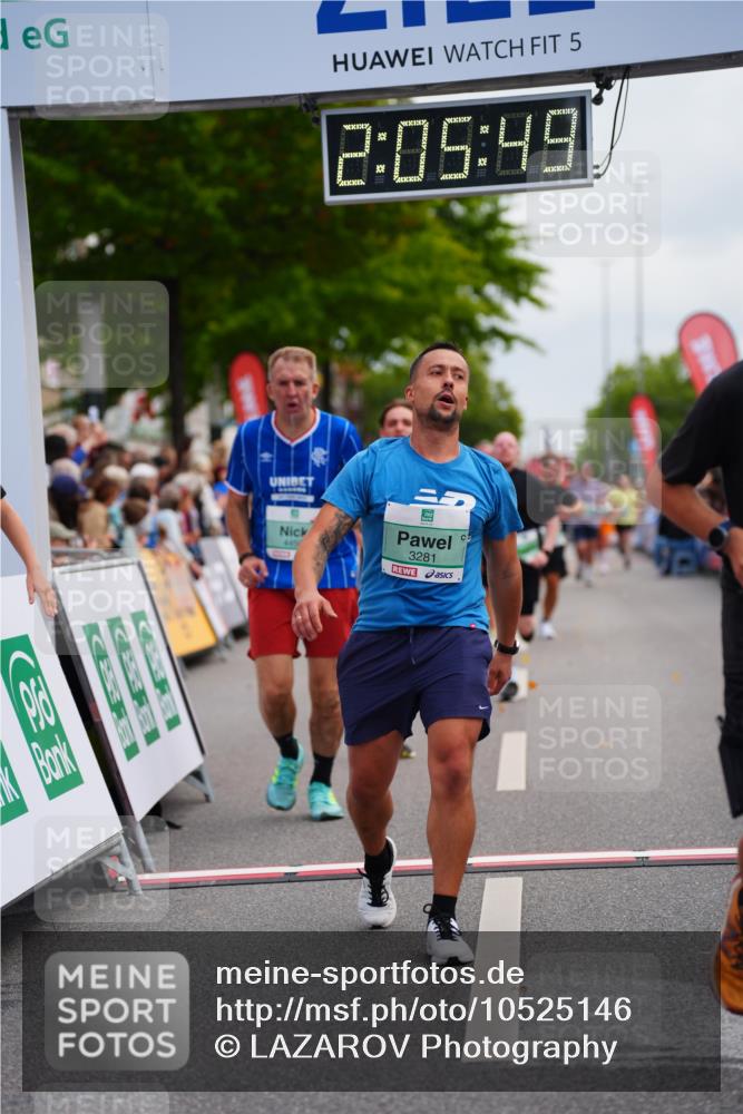 20.09.2026 - PSD Bank Halbmarathon LAZAROV Photography http://msf.ph/oto/10525146 20.09.2026 12:05:48 Ziel 1369, 1488, 1779, 2978, 3281, 3922, 4450, 4674 meine-sportfotos.de
