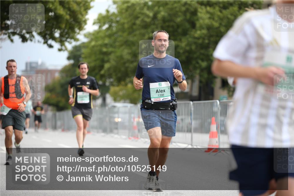 20.09.2026 - PSD Bank Halbmarathon Jannik Wohlers http://msf.ph/oto/10525149 20.09.2026 11:57:44 Laufen 1398 meine-sportfotos.de