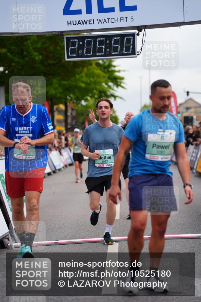 20.09.2026 - PSD Bank Halbmarathon LAZAROV Photography http://msf.ph/oto/10525180 20.09.2026 12:05:50 Ziel 1369, 1488, 2978, 3143, 3281, 3894, 3922, 4450, 4674 meine-sportfotos.de