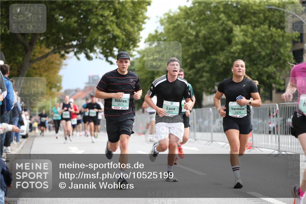 20.09.2026 - PSD Bank Halbmarathon Jannik Wohlers http://msf.ph/oto/10525199 20.09.2026 11:58:10 Laufen 4572, 4570, 1936 meine-sportfotos.de
