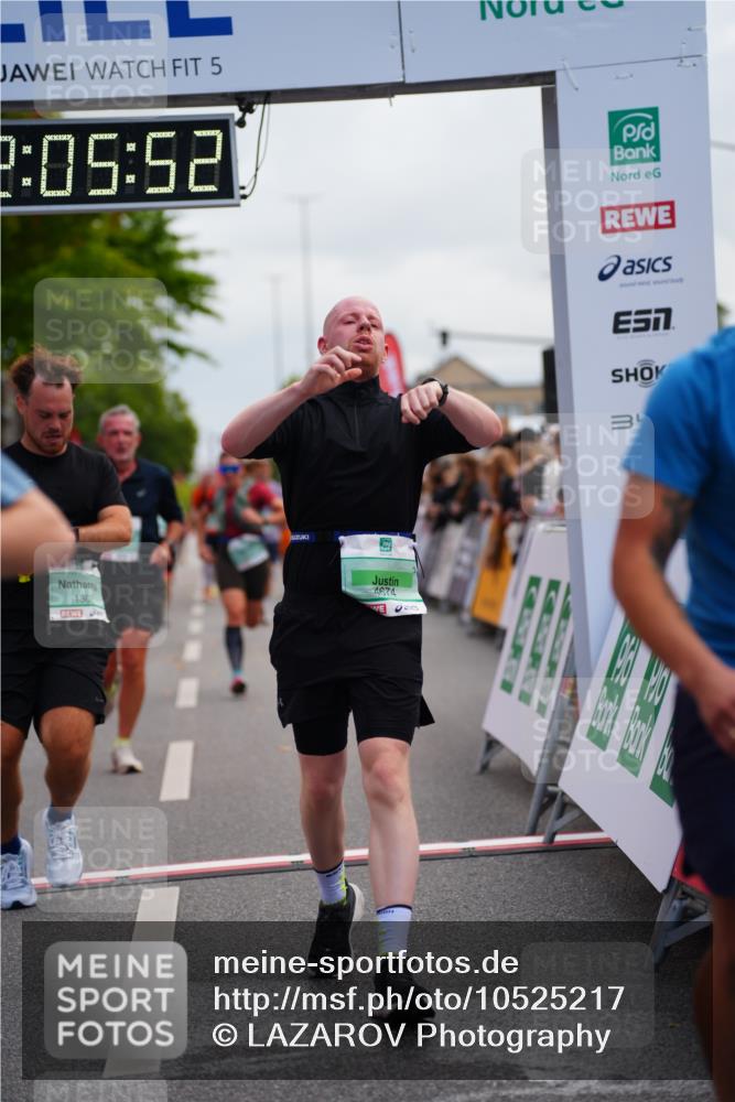 20.09.2026 - PSD Bank Halbmarathon LAZAROV Photography http://msf.ph/oto/10525217 20.09.2026 12:05:52 Ziel 1369, 1488, 2978, 3143, 3281, 3314, 3894, 3922, 4450, 4674 meine-sportfotos.de