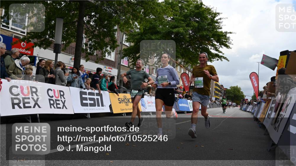 20.09.2026 - PSD Bank Halbmarathon J. Mangold http://msf.ph/oto/10525246 20.09.2026 12:04:44 Ziel 1799, 3309, 3726, 3734, 3808, 4195, 4212, 4255 meine-sportfotos.de
