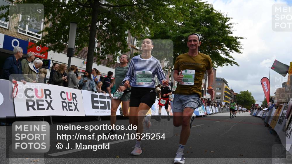 20.09.2026 - PSD Bank Halbmarathon J. Mangold http://msf.ph/oto/10525254 20.09.2026 12:04:45 Ziel 1799, 3309, 3726, 3734, 3808, 4195, 4212, 4255 meine-sportfotos.de
