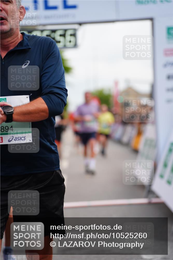 20.09.2026 - PSD Bank Halbmarathon LAZAROV Photography http://msf.ph/oto/10525260 20.09.2026 12:05:56 Ziel 1369, 1487, 1834, 2816, 3143, 3281, 3314, 3894, 3922, 4166, 4450, 4674 meine-sportfotos.de