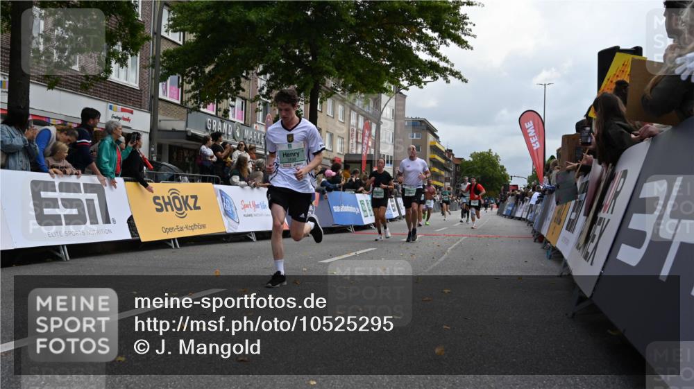 20.09.2026 - PSD Bank Halbmarathon J. Mangold http://msf.ph/oto/10525295 20.09.2026 12:05:00 Ziel 1546, 2825, 2837, 3199, 3257, 3627, 3773, 4497, 4615, 4740 meine-sportfotos.de