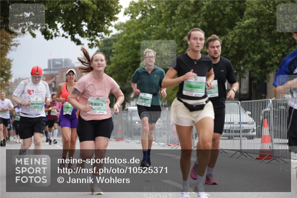 20.09.2026 - PSD Bank Halbmarathon Jannik Wohlers http://msf.ph/oto/10525371 20.09.2026 12:01:56 Laufen 3550, 3146, 2676, 4010, 693 meine-sportfotos.de