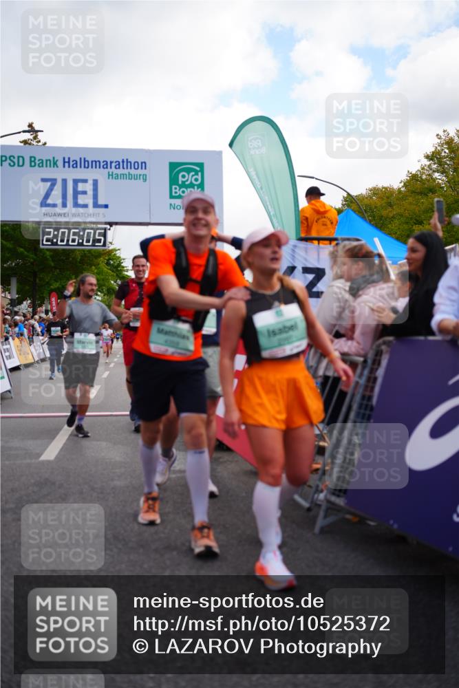 20.09.2026 - PSD Bank Halbmarathon LAZAROV Photography http://msf.ph/oto/10525372 20.09.2026 12:06:05 Ziel 1487, 1834, 2468, 2580, 2692, 2816, 2979, 2991, 3402, 3617, 3656, 4166, 4359 meine-sportfotos.de