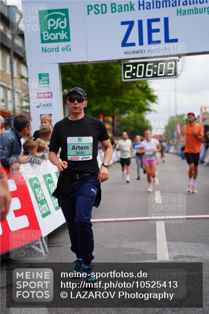 20.09.2026 - PSD Bank Halbmarathon LAZAROV Photography http://msf.ph/oto/10525413 20.09.2026 12:06:09 Ziel 1300, 1916, 2468, 2580, 2692, 2852, 2979, 2991, 3402, 3617, 3656, 4359, 4629 meine-sportfotos.de