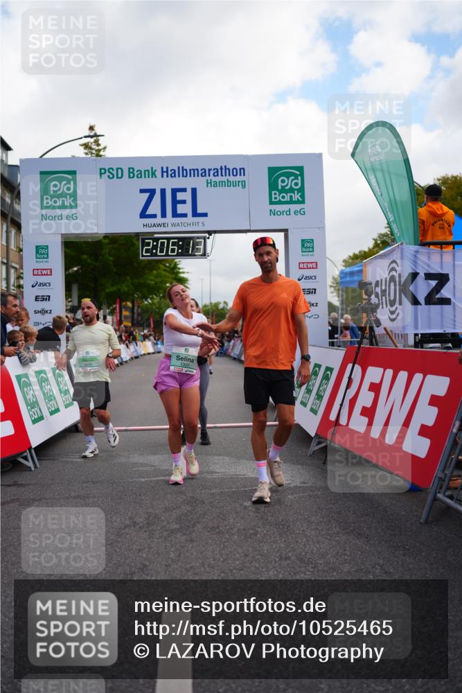 20.09.2026 - PSD Bank Halbmarathon LAZAROV Photography http://msf.ph/oto/10525465 20.09.2026 12:06:13 Ziel 1252, 1300, 1916, 2852, 3617, 3656, 4629, 4786 meine-sportfotos.de