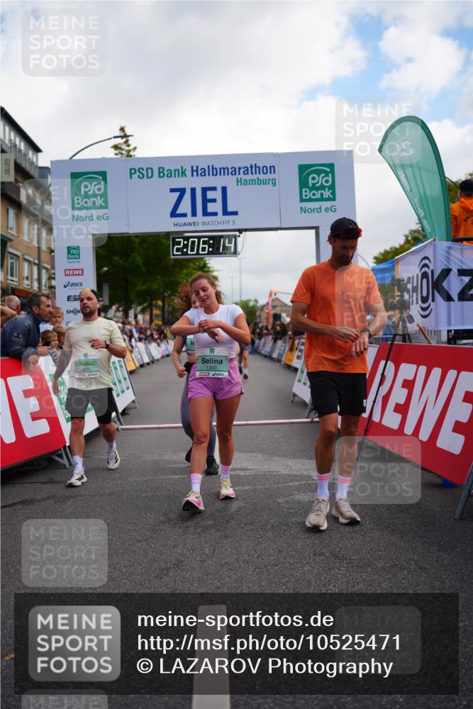 20.09.2026 - PSD Bank Halbmarathon LAZAROV Photography http://msf.ph/oto/10525471 20.09.2026 12:06:13 Ziel 1252, 1300, 1916, 2852, 3617, 3656, 4629, 4786 meine-sportfotos.de