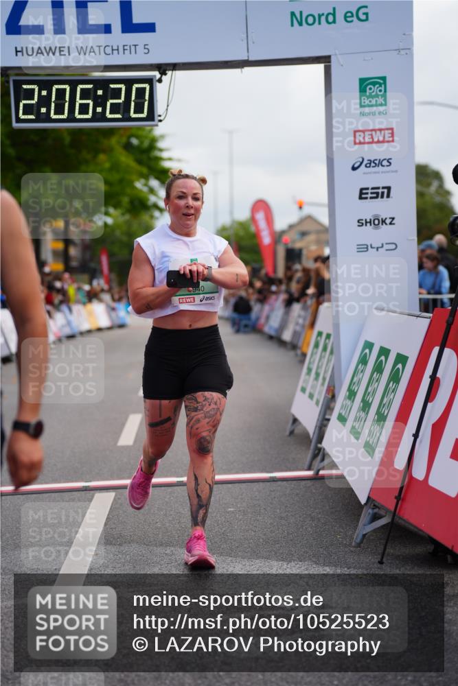 20.09.2026 - PSD Bank Halbmarathon LAZAROV Photography http://msf.ph/oto/10525523 20.09.2026 12:06:20 Ziel 1252, 1916, 1940, 4629, 4786 meine-sportfotos.de
