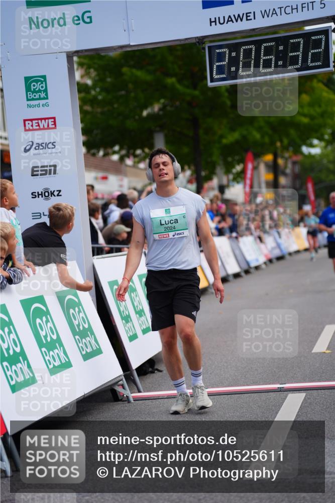 20.09.2026 - PSD Bank Halbmarathon LAZAROV Photography http://msf.ph/oto/10525611 20.09.2026 12:06:32 Ziel 2024, 2684, 4647, 4676, 4717 meine-sportfotos.de