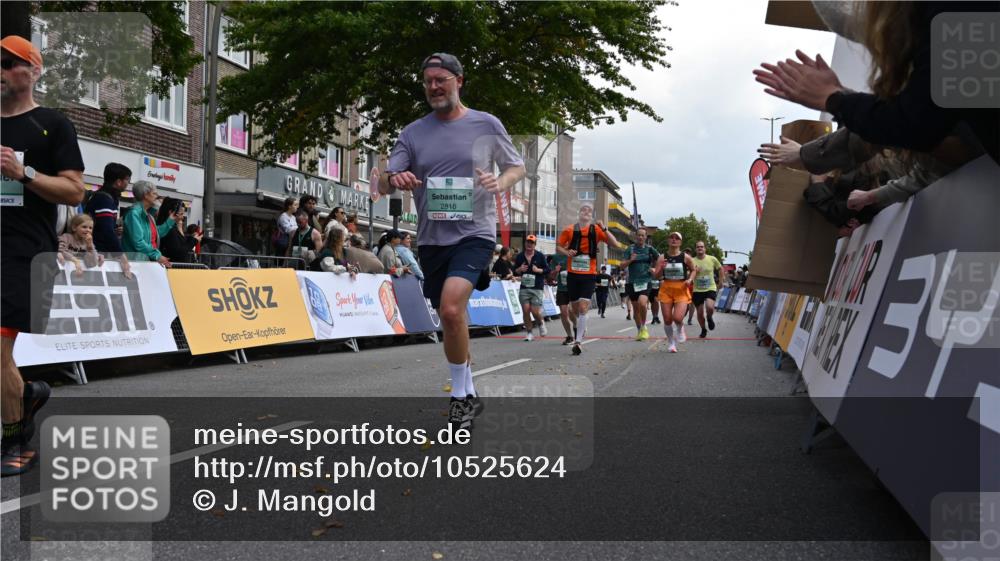 20.09.2026 - PSD Bank Halbmarathon J. Mangold http://msf.ph/oto/10525624 20.09.2026 12:05:47 Ziel 1369, 1487, 1834, 2468, 2580, 2692, 2816, 2979, 2991, 3143, 3314, 3402, 3617, 3656, 4166, 4359, 4674 meine-sportfotos.de