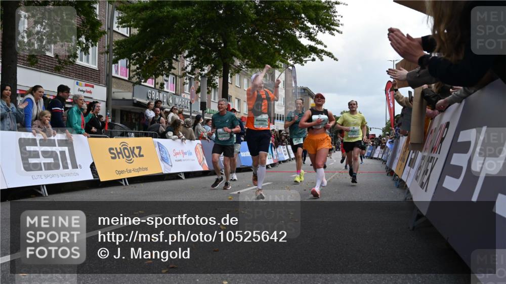 20.09.2026 - PSD Bank Halbmarathon J. Mangold http://msf.ph/oto/10525642 20.09.2026 12:05:48 Ziel 1369, 1487, 1834, 2468, 2580, 2692, 2816, 2979, 2991, 3143, 3402, 3617, 3656, 4166, 4359 meine-sportfotos.de