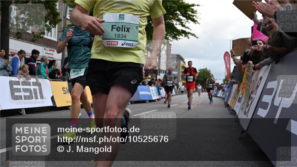 20.09.2026 - PSD Bank Halbmarathon J. Mangold http://msf.ph/oto/10525676 20.09.2026 12:05:50 Ziel 1300, 1487, 1834, 2468, 2580, 2692, 2816, 2852, 2979, 2991, 3143, 3402, 3617, 3656, 4166, 4359 meine-sportfotos.de