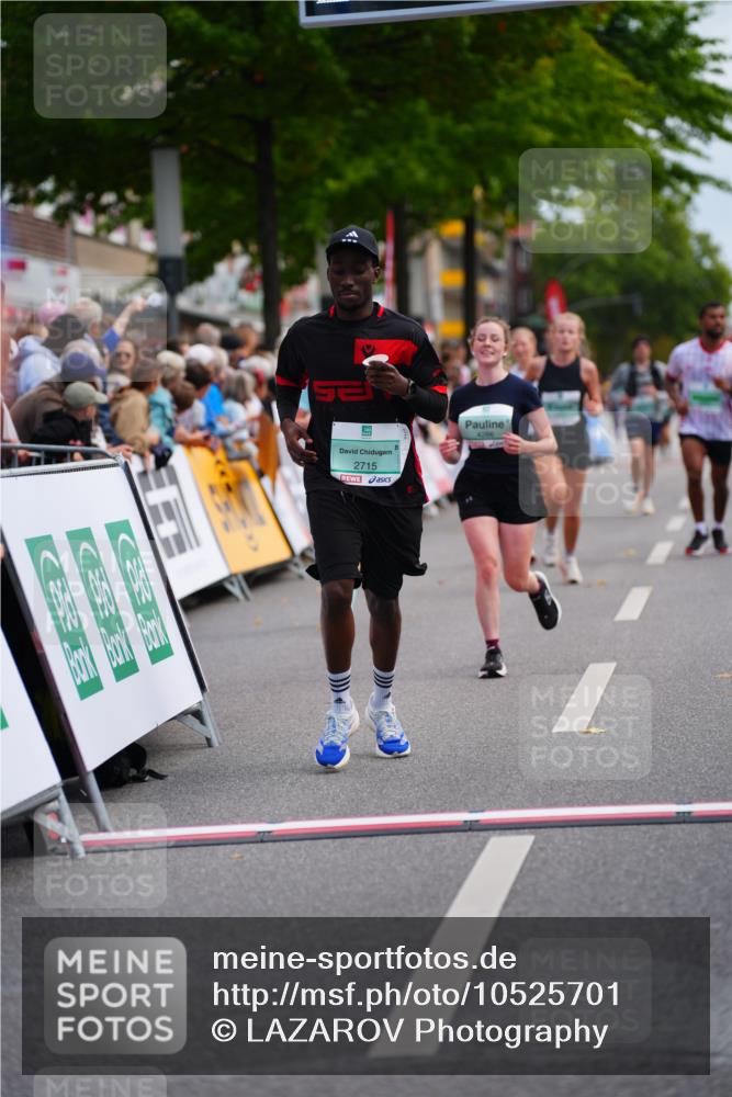 20.09.2026 - PSD Bank Halbmarathon LAZAROV Photography http://msf.ph/oto/10525701 20.09.2026 12:06:39 Ziel 2024, 2684, 2715, 2874, 4266, 4379, 4676 meine-sportfotos.de