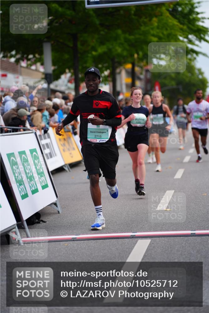 20.09.2026 - PSD Bank Halbmarathon LAZAROV Photography http://msf.ph/oto/10525712 20.09.2026 12:06:39 Ziel 2024, 2684, 2715, 2874, 4266, 4379, 4676 meine-sportfotos.de