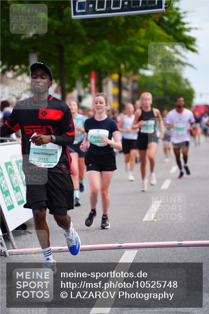 20.09.2026 - PSD Bank Halbmarathon LAZAROV Photography http://msf.ph/oto/10525748 20.09.2026 12:06:40 Ziel 1695, 2024, 2684, 2715, 2874, 3450, 4266, 4379, 4676, 4695 meine-sportfotos.de
