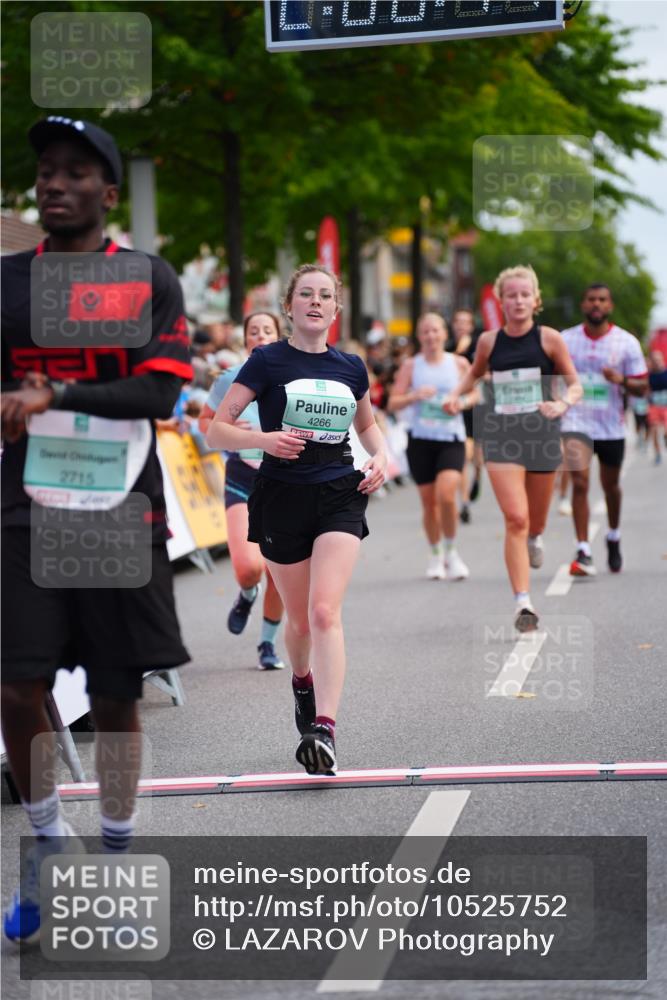 20.09.2026 - PSD Bank Halbmarathon LAZAROV Photography http://msf.ph/oto/10525752 20.09.2026 12:06:41 Ziel 1695, 2684, 2715, 2874, 3450, 4266, 4379, 4676, 4695 meine-sportfotos.de