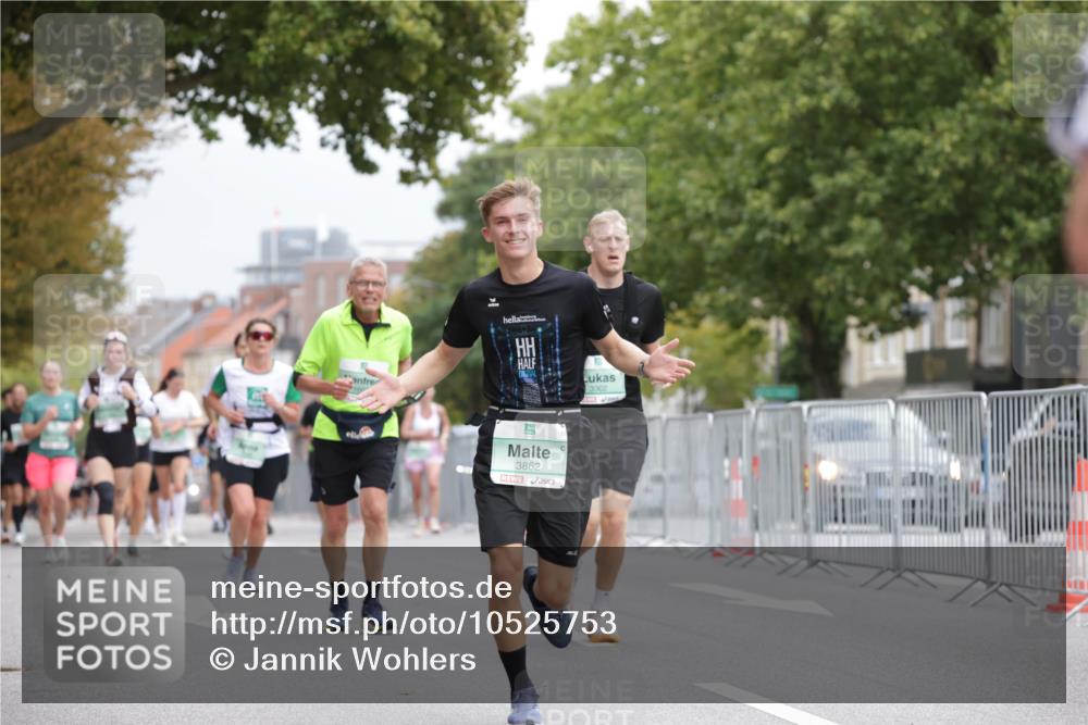 20.09.2026 - PSD Bank Halbmarathon Jannik Wohlers http://msf.ph/oto/10525753 20.09.2026 12:03:30 Laufen 3302, 3862 meine-sportfotos.de