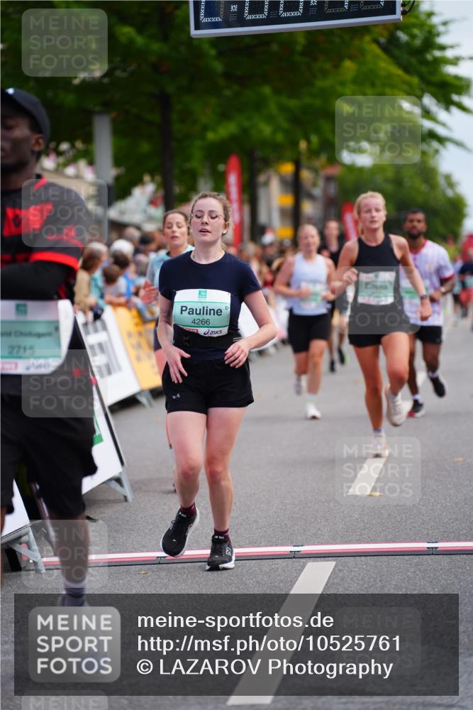 20.09.2026 - PSD Bank Halbmarathon LAZAROV Photography http://msf.ph/oto/10525761 20.09.2026 12:06:41 Ziel 1695, 2684, 2715, 2874, 3450, 4266, 4379, 4676, 4695 meine-sportfotos.de