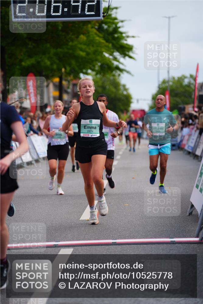 20.09.2026 - PSD Bank Halbmarathon LAZAROV Photography http://msf.ph/oto/10525778 20.09.2026 12:06:42 Ziel 1695, 2684, 2715, 2874, 3450, 4266, 4379, 4676, 4695, 4748 meine-sportfotos.de