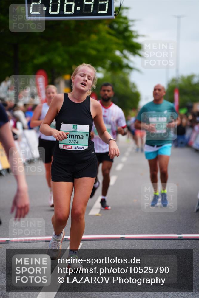 20.09.2026 - PSD Bank Halbmarathon LAZAROV Photography http://msf.ph/oto/10525790 20.09.2026 12:06:43 Ziel 1695, 2684, 2715, 2874, 3450, 4266, 4379, 4676, 4695, 4748 meine-sportfotos.de