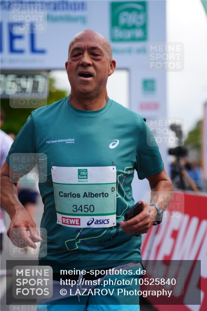20.09.2026 - PSD Bank Halbmarathon LAZAROV Photography http://msf.ph/oto/10525840 20.09.2026 12:06:47 Ziel 1390, 1695, 2715, 2874, 3450, 4004, 4266, 4379, 4695, 4748, 4775 meine-sportfotos.de