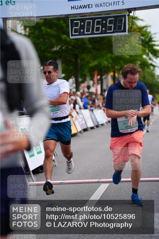 20.09.2026 - PSD Bank Halbmarathon LAZAROV Photography http://msf.ph/oto/10525896 20.09.2026 12:06:50 Ziel 1390, 1695, 2874, 3450, 4004, 4379, 4695, 4748, 4775 meine-sportfotos.de