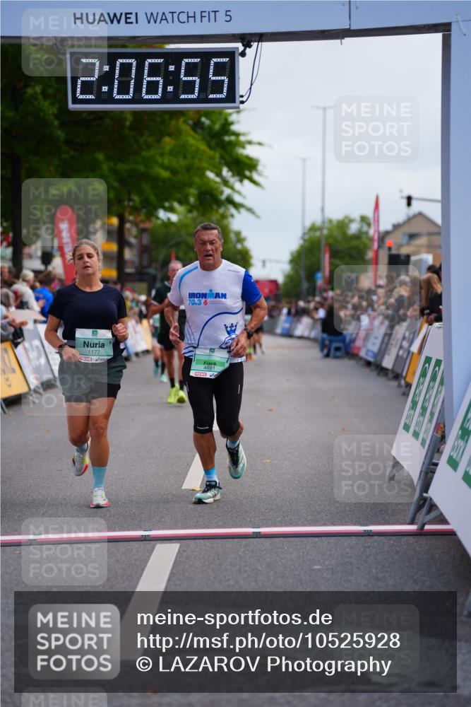20.09.2026 - PSD Bank Halbmarathon LAZAROV Photography http://msf.ph/oto/10525928 20.09.2026 12:06:55 Ziel 1177, 1390, 4004, 4007, 4691, 4775 meine-sportfotos.de
