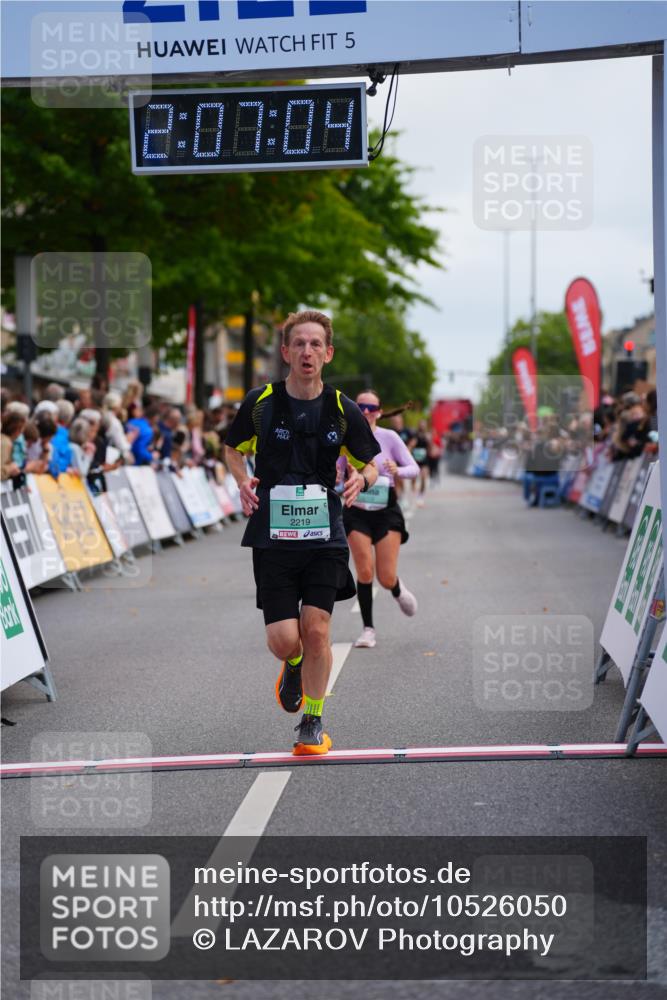 20.09.2026 - PSD Bank Halbmarathon LAZAROV Photography http://msf.ph/oto/10526050 20.09.2026 12:07:04 Ziel 1264, 1381, 2219, 3033, 4007, 4691 meine-sportfotos.de