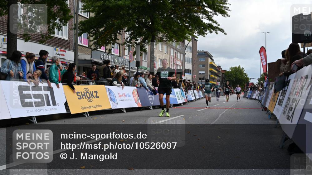 20.09.2026 - PSD Bank Halbmarathon J. Mangold http://msf.ph/oto/10526097 20.09.2026 12:06:46 Ziel 1177, 1264, 1381, 2219, 3033, 4004, 4007, 4691, 4775 meine-sportfotos.de