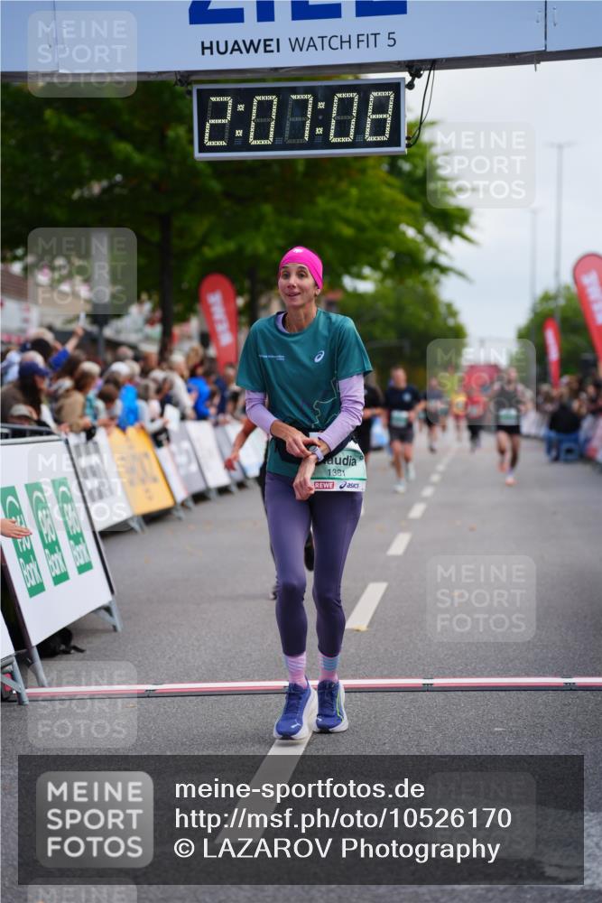 20.09.2026 - PSD Bank Halbmarathon LAZAROV Photography http://msf.ph/oto/10526170 20.09.2026 12:07:08 Ziel 1264, 1368, 1381, 2219, 3033, 3373 meine-sportfotos.de
