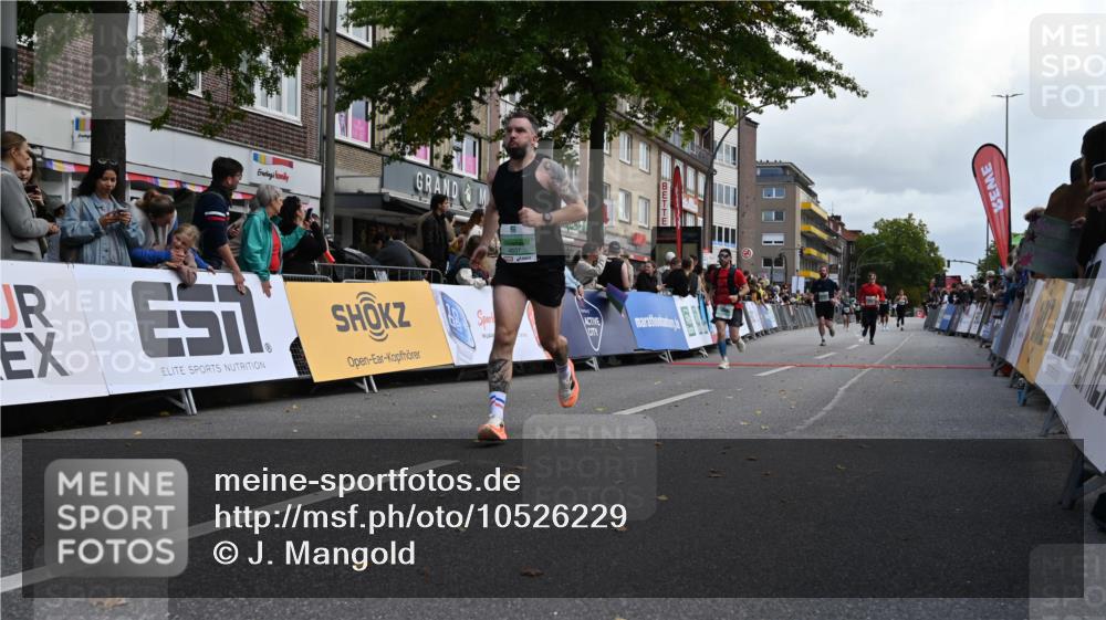 20.09.2026 - PSD Bank Halbmarathon J. Mangold http://msf.ph/oto/10526229 20.09.2026 12:07:04 Ziel 1368, 1415, 3493, 3648, 4124, 4637 meine-sportfotos.de