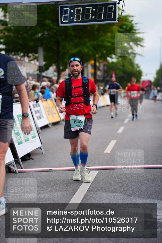 20.09.2026 - PSD Bank Halbmarathon LAZAROV Photography http://msf.ph/oto/10526317 20.09.2026 12:07:17 Ziel 1368, 1415, 3373, 3648, 4124, 4637 meine-sportfotos.de