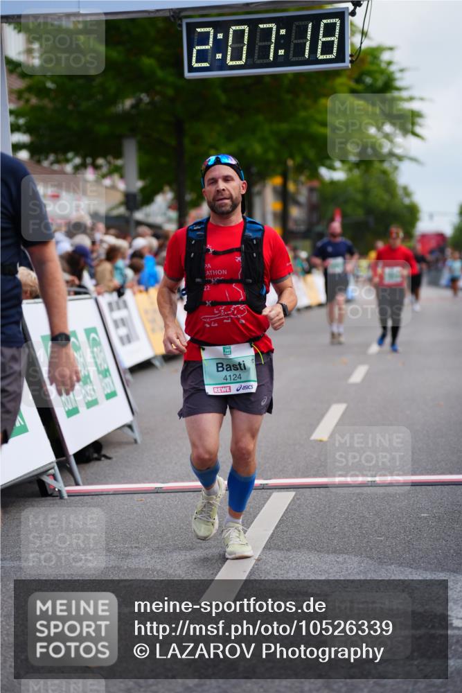 20.09.2026 - PSD Bank Halbmarathon LAZAROV Photography http://msf.ph/oto/10526339 20.09.2026 12:07:17 Ziel 1368, 1415, 3373, 3648, 4124, 4637 meine-sportfotos.de