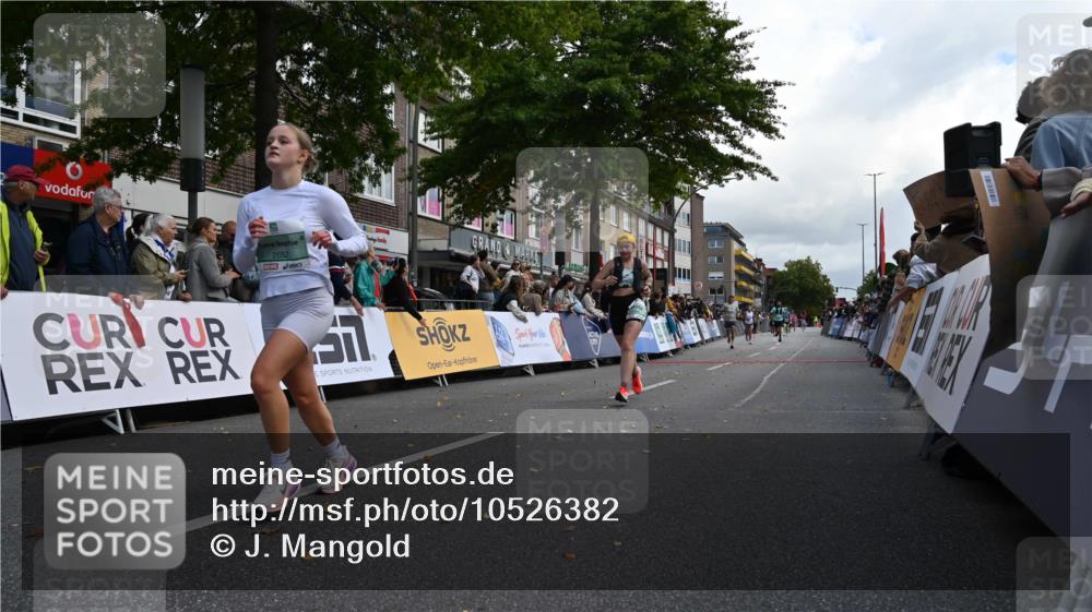 20.09.2026 - PSD Bank Halbmarathon J. Mangold http://msf.ph/oto/10526382 20.09.2026 12:07:32 Ziel 1522, 1622, 1705, 1968, 2652, 2796, 3219, 3378, 4424 meine-sportfotos.de
