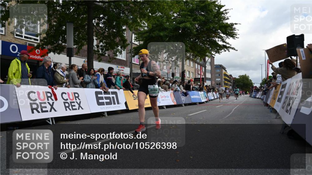 20.09.2026 - PSD Bank Halbmarathon J. Mangold http://msf.ph/oto/10526398 20.09.2026 12:07:33 Ziel 1522, 1622, 1705, 1968, 2652, 3219, 3378, 4424 meine-sportfotos.de